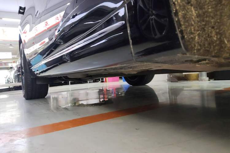 Used Li Auto L6 2024 Pro Model Right Side Sill