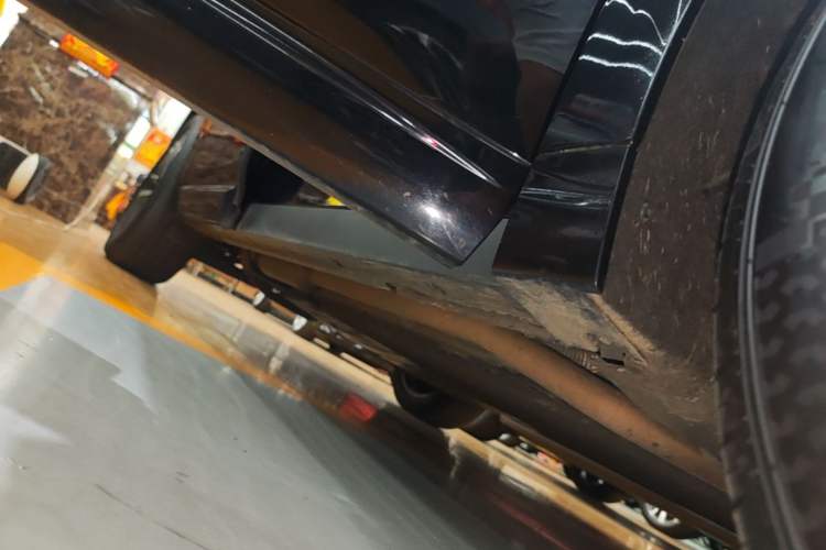 Used Li Auto L6 2024 Pro Model Right Side Sill
