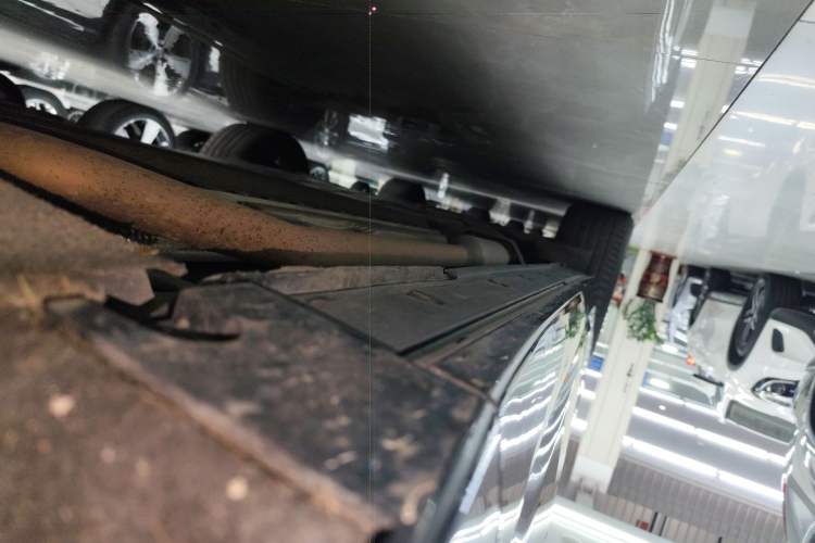 Used Li Auto L6 2024 Pro Model Right Side Sill