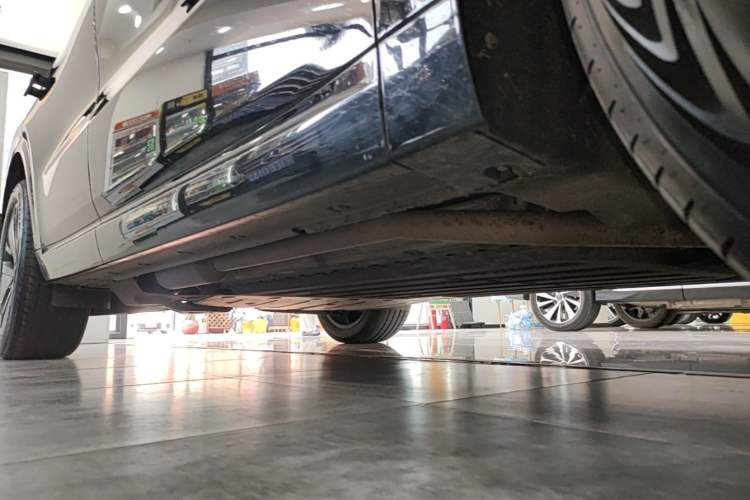 Used Li Auto L6 2024 Pro Model Right Side Sill