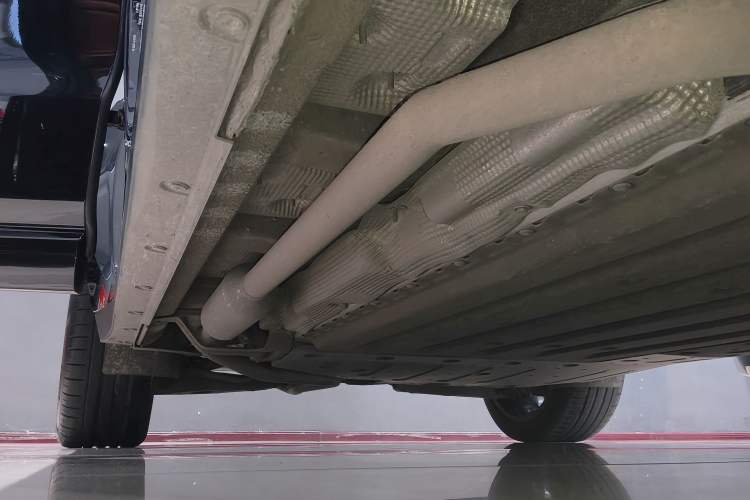 Used Li Auto L6 2024 Pro Model Right Side Sill
