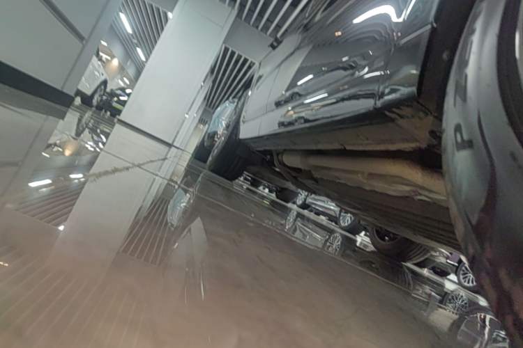 Used Li Auto L6 2024 Pro Model Right Side Sill
