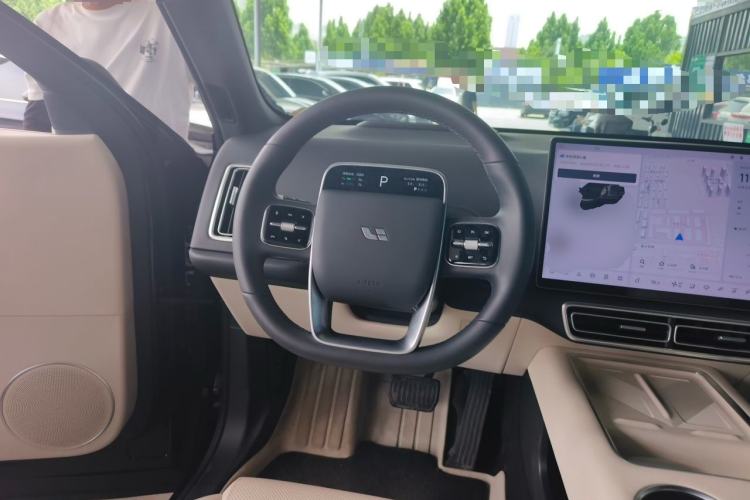 Used Li Auto L6 2024 Pro Model Steering Wheel