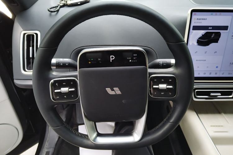 Used Li Auto L6 2024 Pro Model Steering Wheel