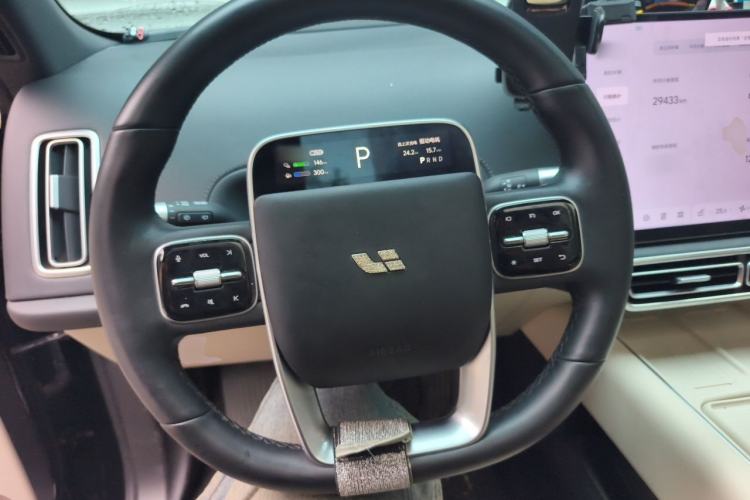 Used Li Auto L6 2024 Pro Model Steering Wheel