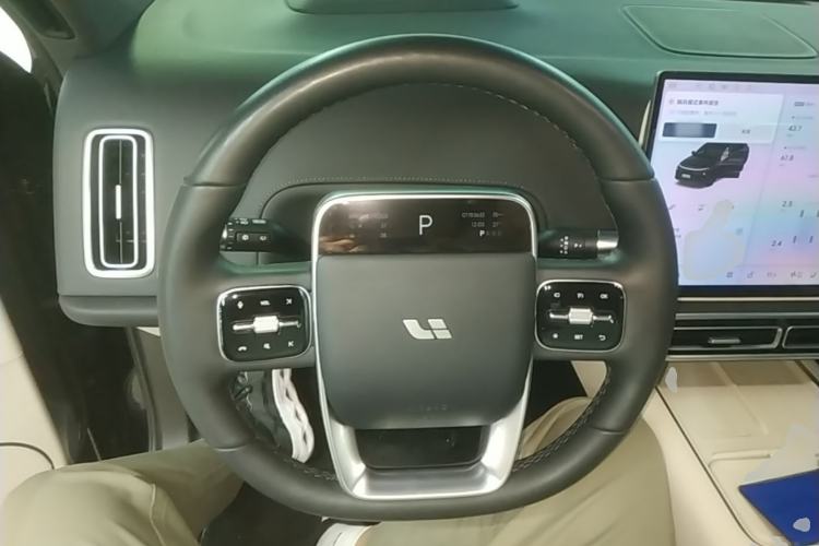 Used Li Auto L6 2024 Pro Model Steering Wheel