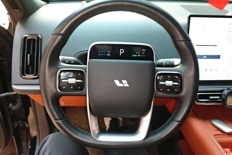 Used Li Auto L6 2024 Pro Model Steering Wheel
