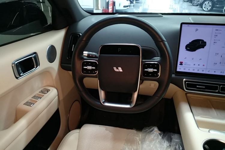 Used Li Auto L6 2024 Pro Model Steering Wheel