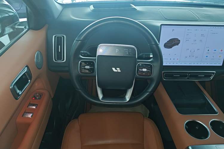 Used Li Auto L6 2024 Pro Model Steering Wheel