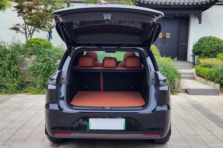Used Li Auto L6 2024 Pro Model Trunk