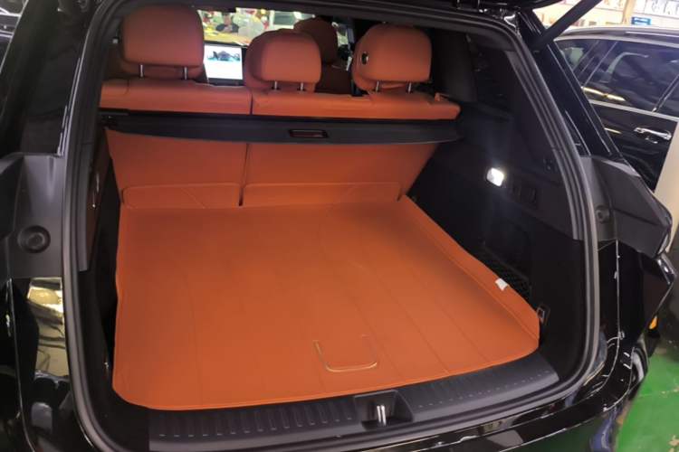 Used Li Auto L6 2024 Pro Model Trunk