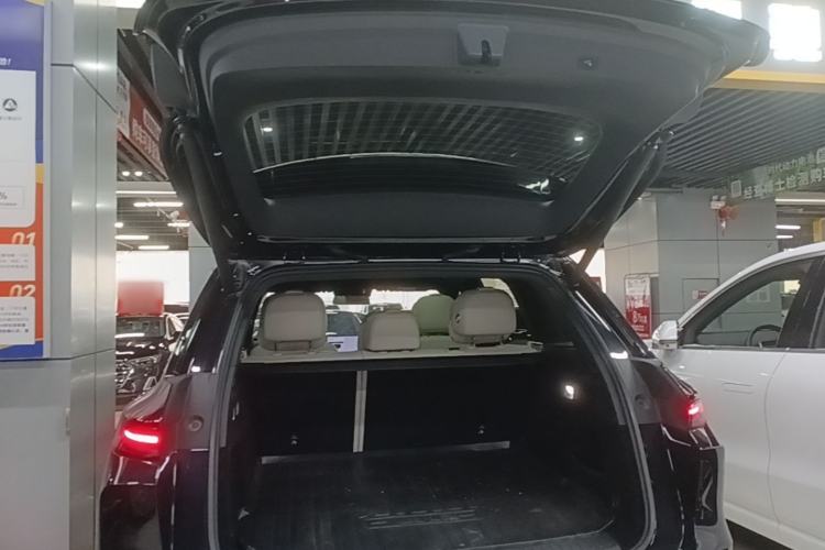 Used Li Auto L6 2024 Pro Model Trunk