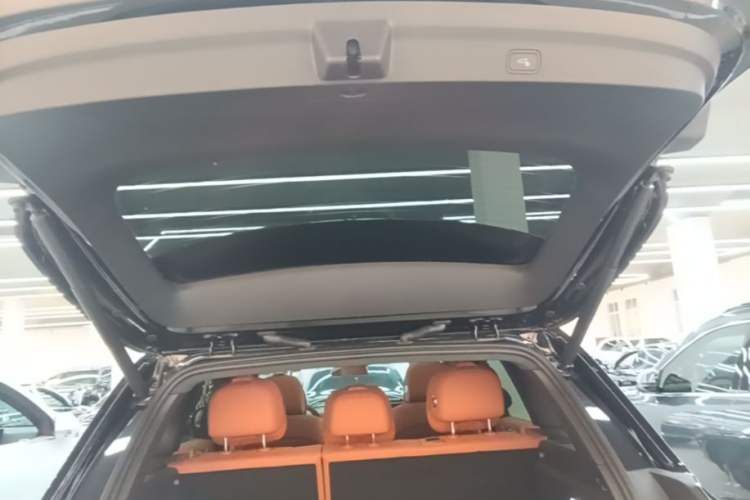 Used Li Auto L6 2024 Pro Model Trunk