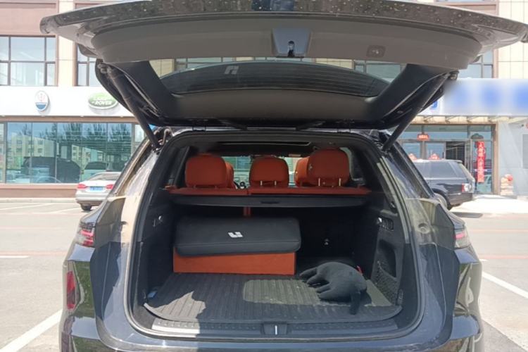 Used Li Auto L6 2024 Pro Model Trunk