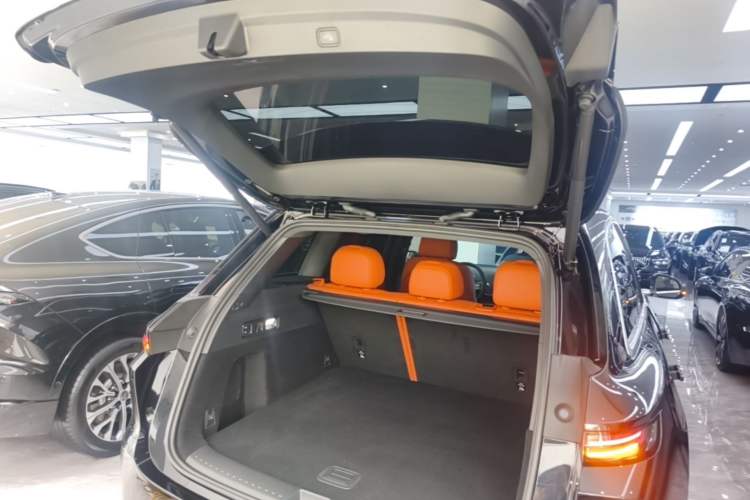 Used Li Auto L6 2024 Max Trunk