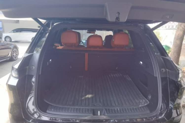 Used Li Auto L6 2024 Pro Model Trunk