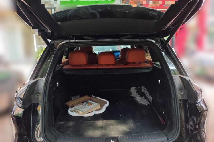 Used Li Auto L6 2024 Pro Model Trunk