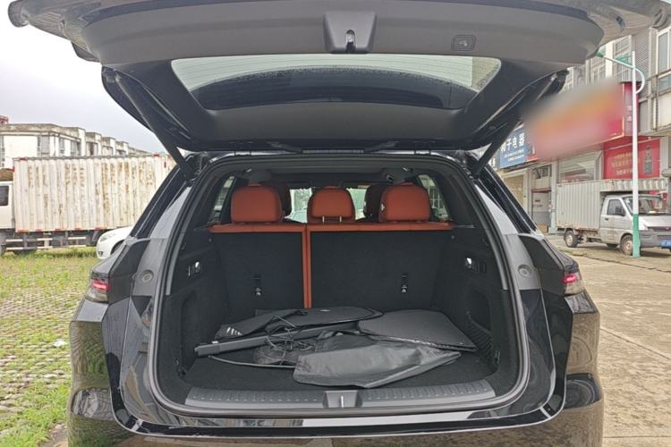 Used Li Auto L6 2024 Pro Model Trunk