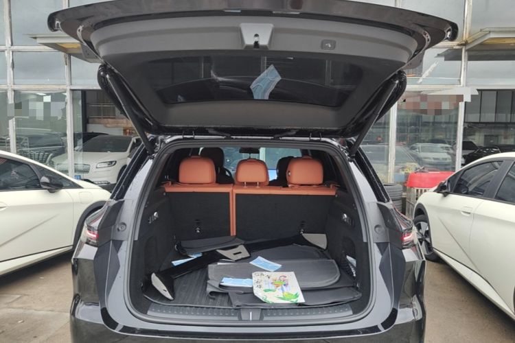 Used Li Auto L6 2024 Max Trunk