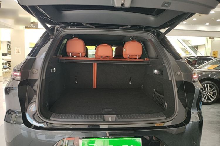 Used Li Auto L6 2024 Pro Model Trunk