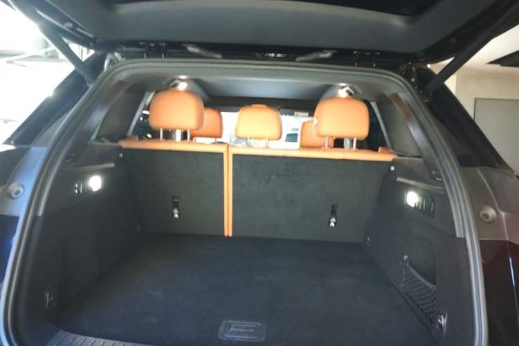 Used Li Auto L6 2024 Pro Model Trunk