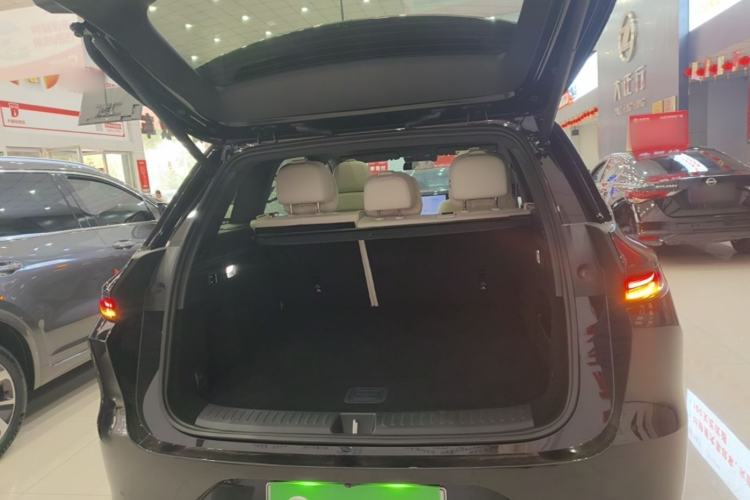Used Li Auto L6 2024 Pro Model Trunk