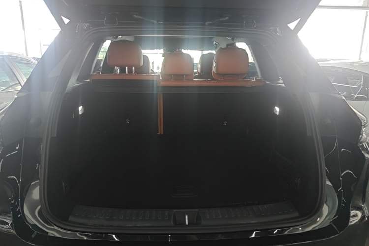 Used Li Auto L6 2024 Pro Model Trunk