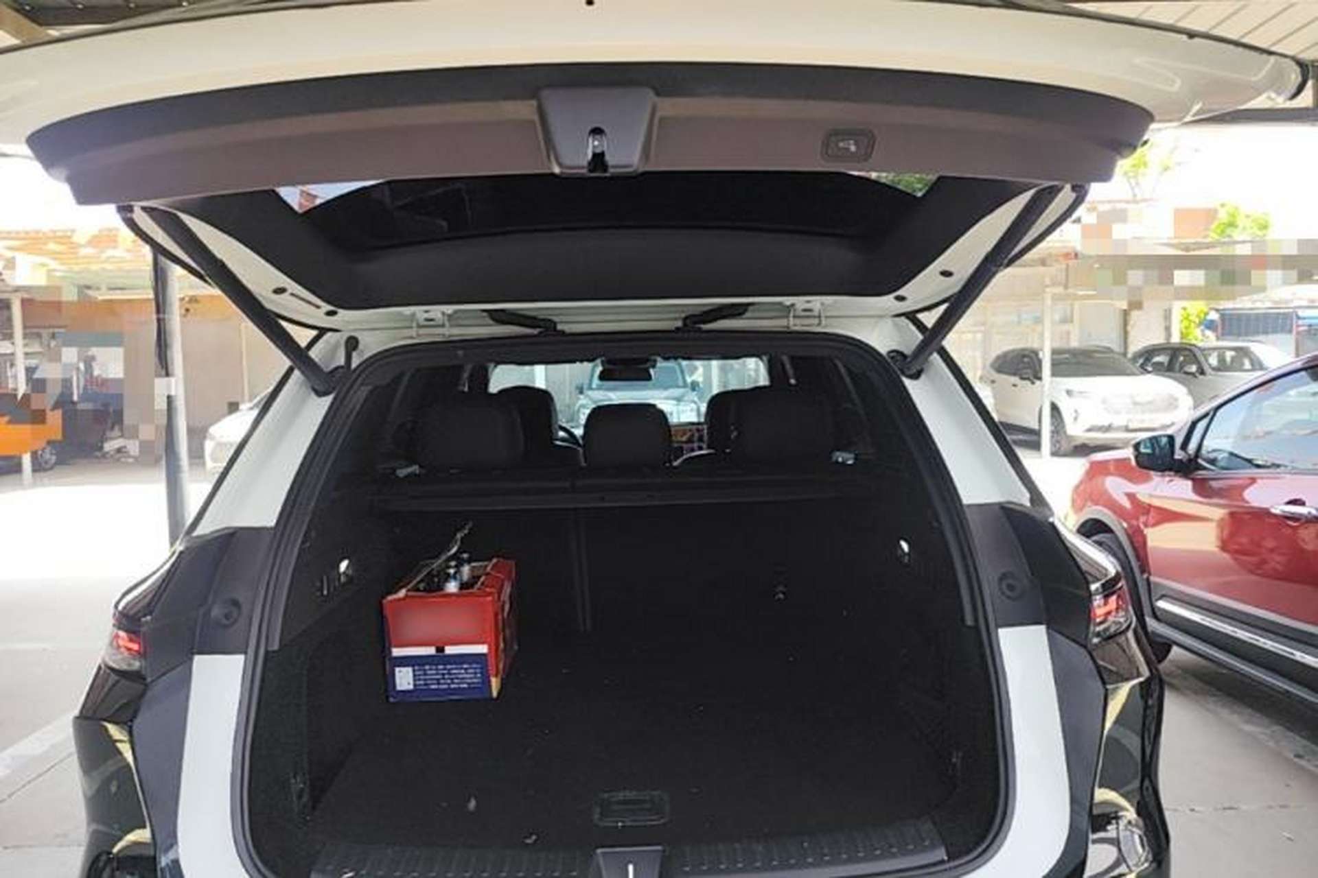 Used Li Auto L6 2024 Pro Model Trunk