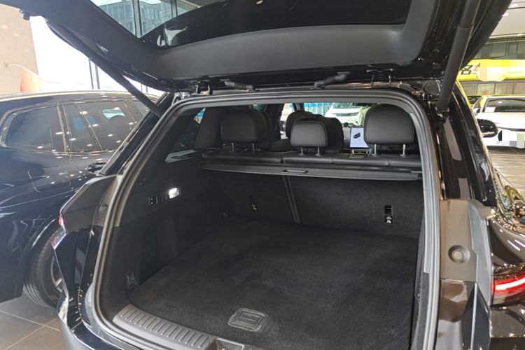 Used Li Auto L6 2024 Pro Model Trunk