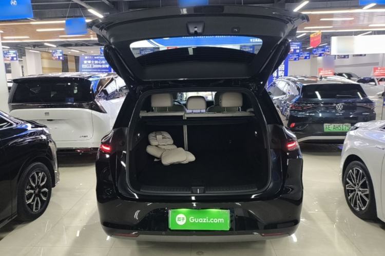 Used Li Auto L6 2024 Pro Model Trunk