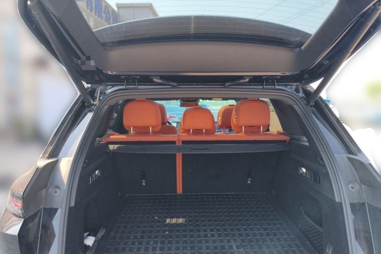 Used Li Auto L6 2024 Pro Model Trunk