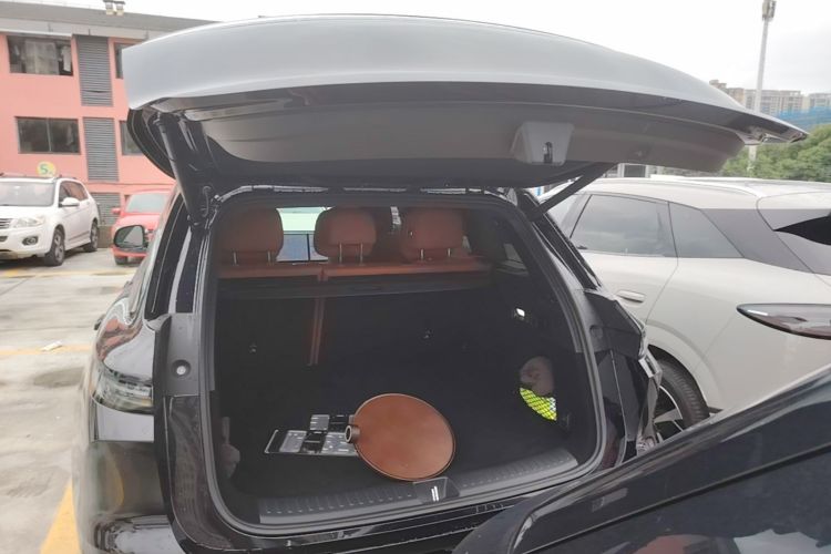 Used Li Auto L6 2024 Pro Model Trunk