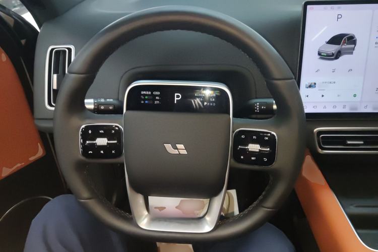 Used Li Auto L6 2024 Pro Model Steering Wheel