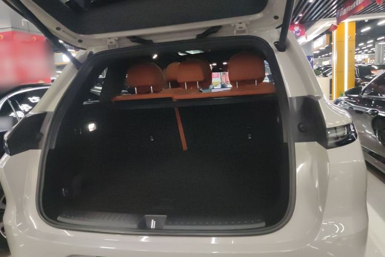 Used Li Auto L6 2024 Pro Model Trunk