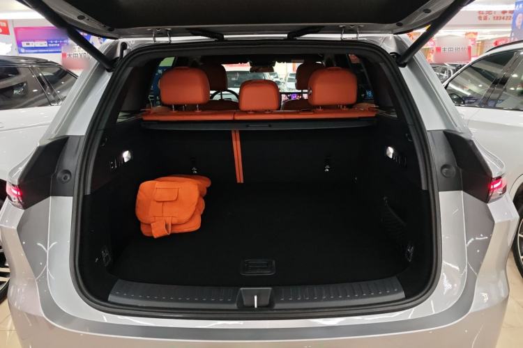 Used Li Auto L6 2024 Max Trunk