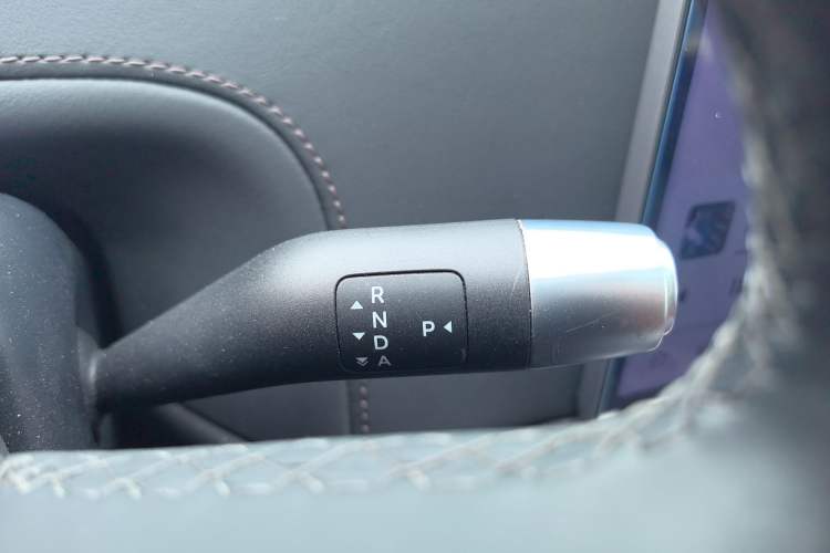 Used Li Auto L6 2024 Pro Model Gear Lever