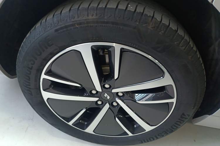 Used Li Auto L6 2024 Max Right Rear Wheel Hub