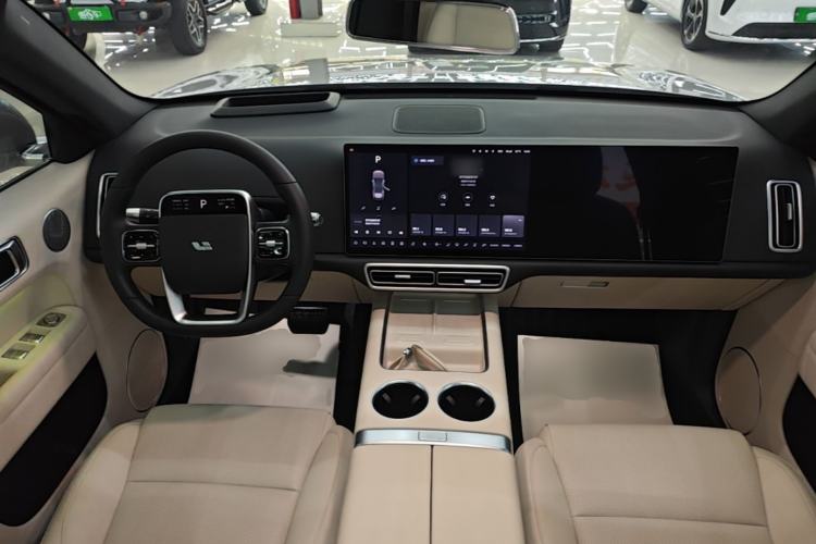 Used Li Auto L6 2024 Max Center Console