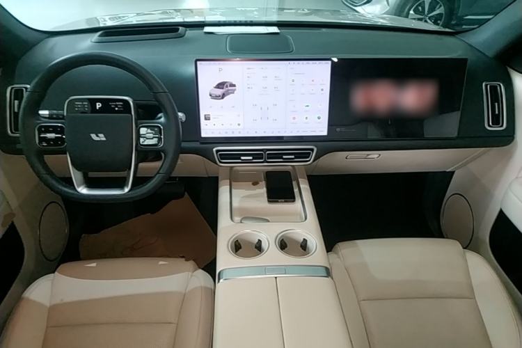 Used Li Auto L6 2024 Max Center Console