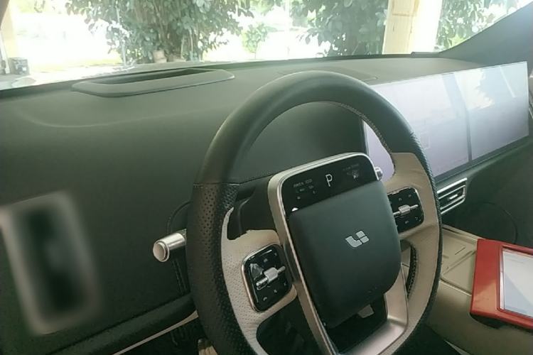 Used Li Auto L6 2024 Max Center Console