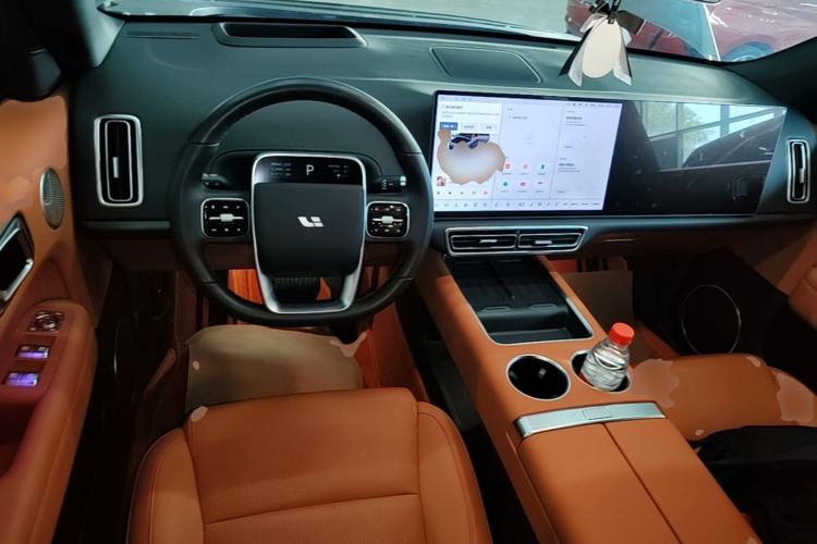 Used Li Auto L6 2024 Pro Model Center Console