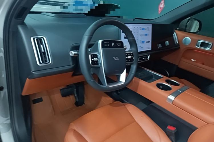 Used Li Auto L6 2024 Max Center Console