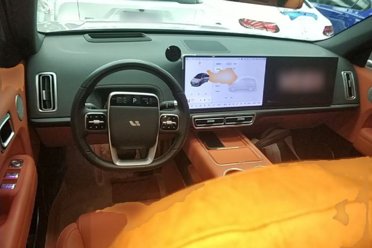 Used Li Auto L6 2024 Pro Model Center Console