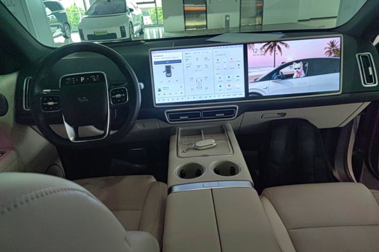 Used Li Auto L6 2024 Pro Model Center Console