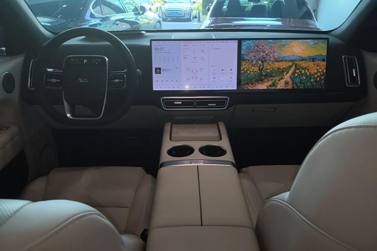 Used Li Auto L6 2024 Max Center Console