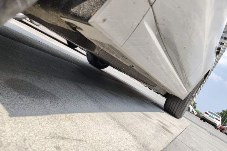 Used Li Auto L6 2024 Pro Model Chassis Front Left