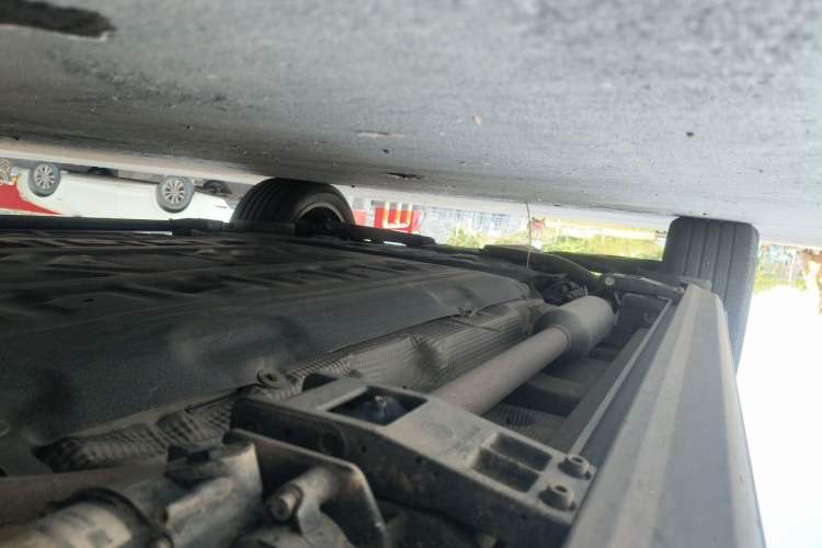 Used Li Auto L6 2024 Pro Model Chassis Front Right