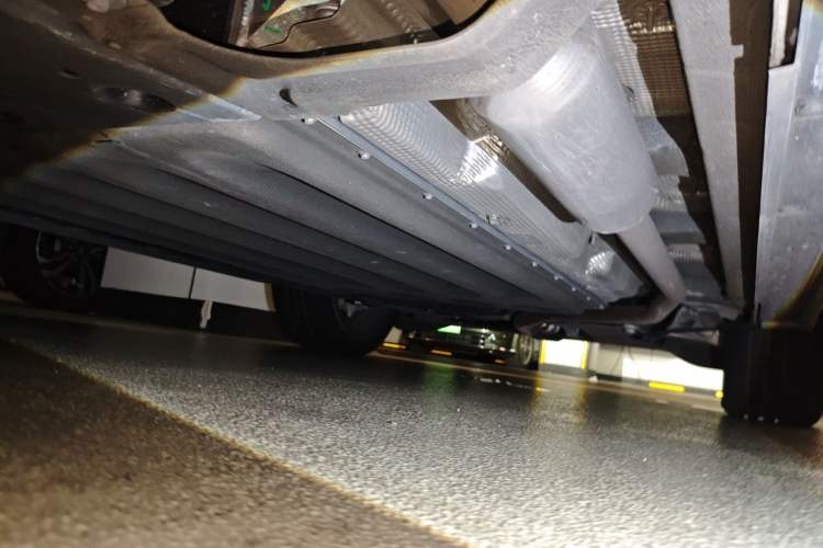 Used Li Auto L6 2024 Max Chassis Front Right