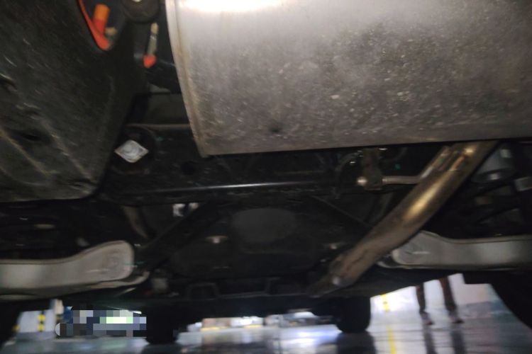 Used Li Auto L6 2024 Pro Model Chassis Rear