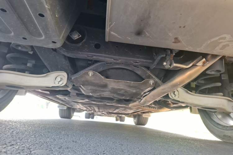 Used Li Auto L6 2024 Pro Model Chassis Rear